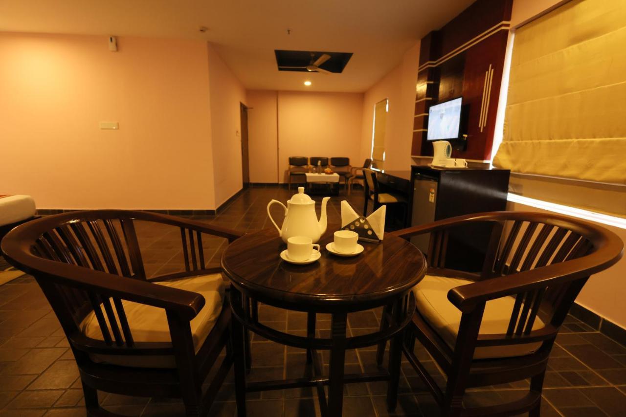 Misty Gate Hotel Vythiri Luaran gambar